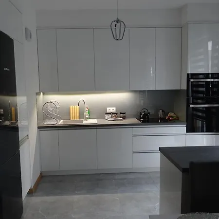 Beautiful Centre Apartment *