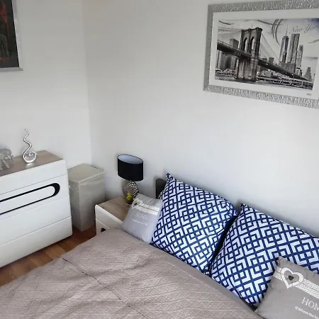 Beautiful Centre Apartment *